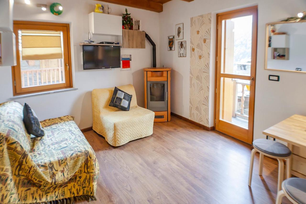 Allo Villo Lovely Apartment Ostana Luaran gambar